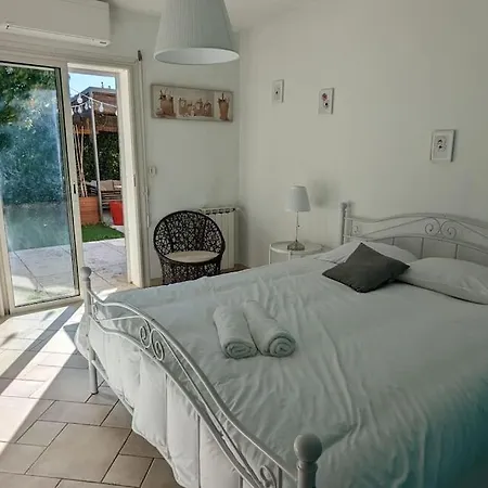 Maison De Vacances Au Soleil Proche Plages 別荘